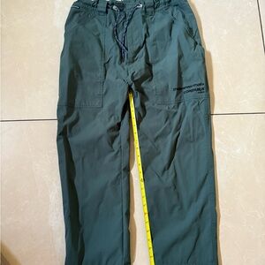 Thisisneverthat Korean Green Cargo Pants with Relaxed Fit and Elastic Waistband